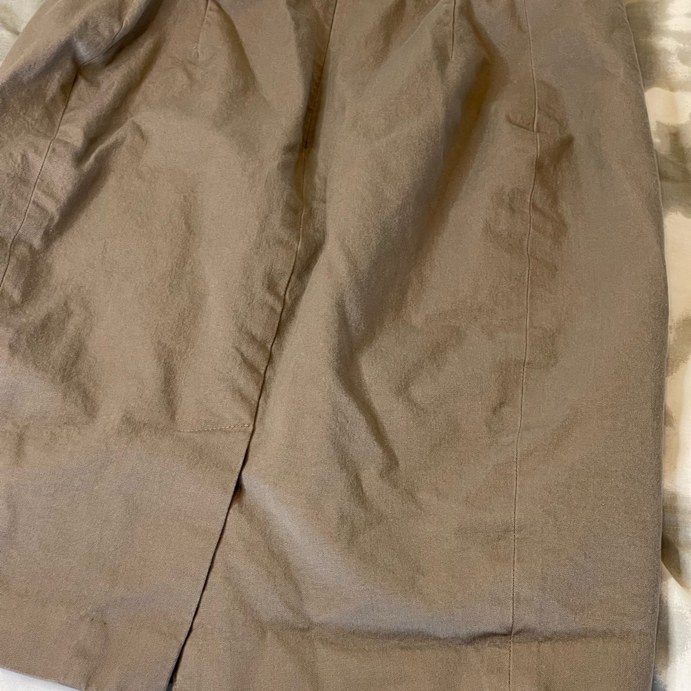Ann Taylor Loft 2 Back Zipper Pencil Skirt - Picture 3 of 7